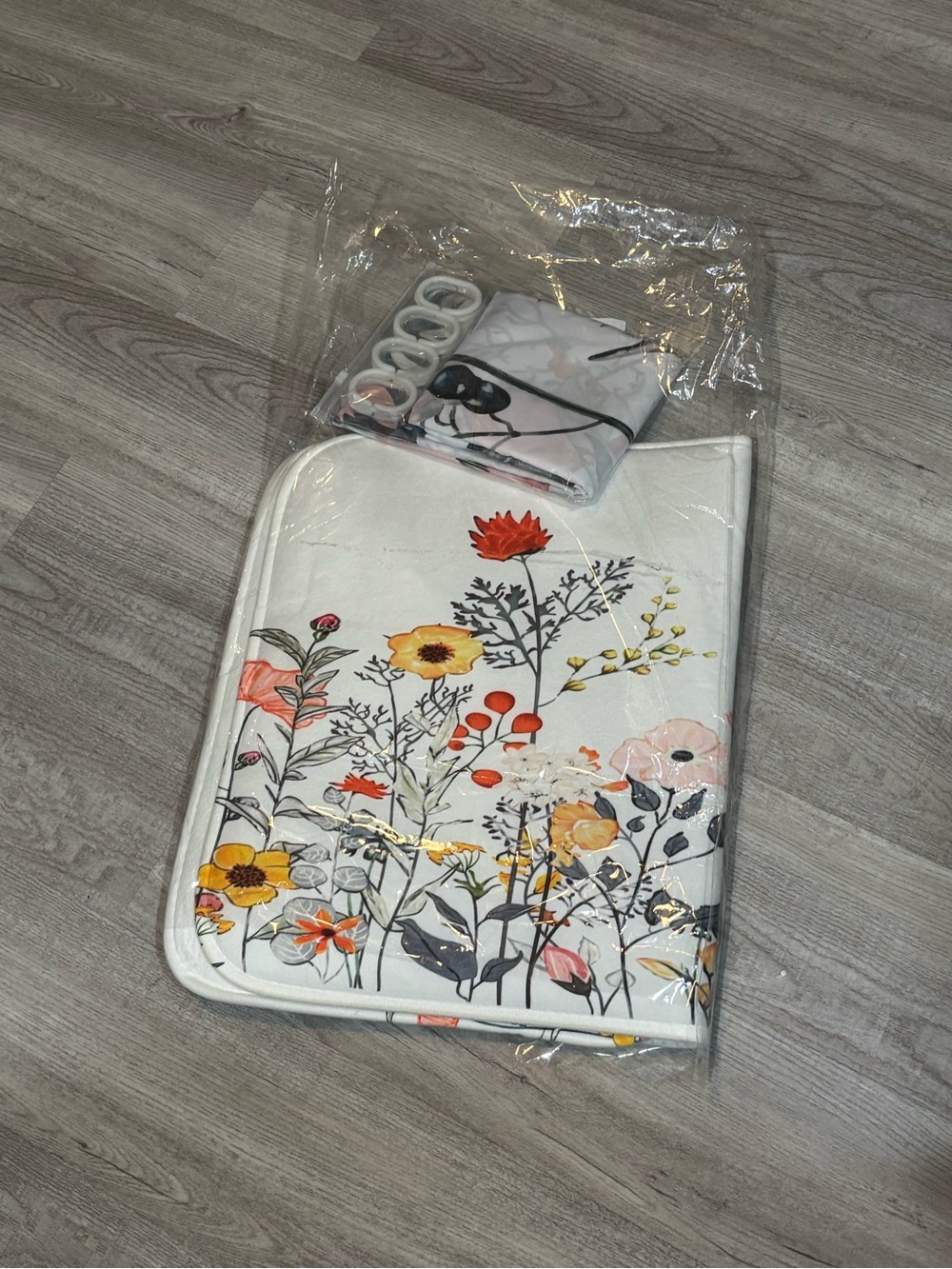 Floral Bath Mat Set in White with Orange & Yellow Accents